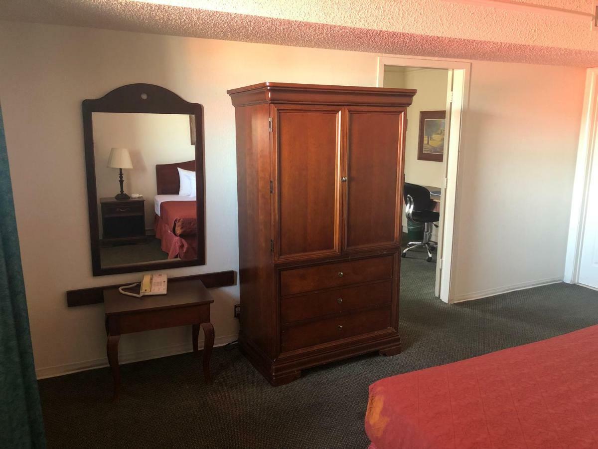 Americas Best Value Inn Denver Luaran gambar